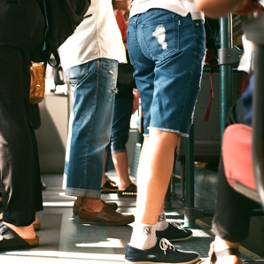 Wie wählt man Schuhe für Hosen aus?