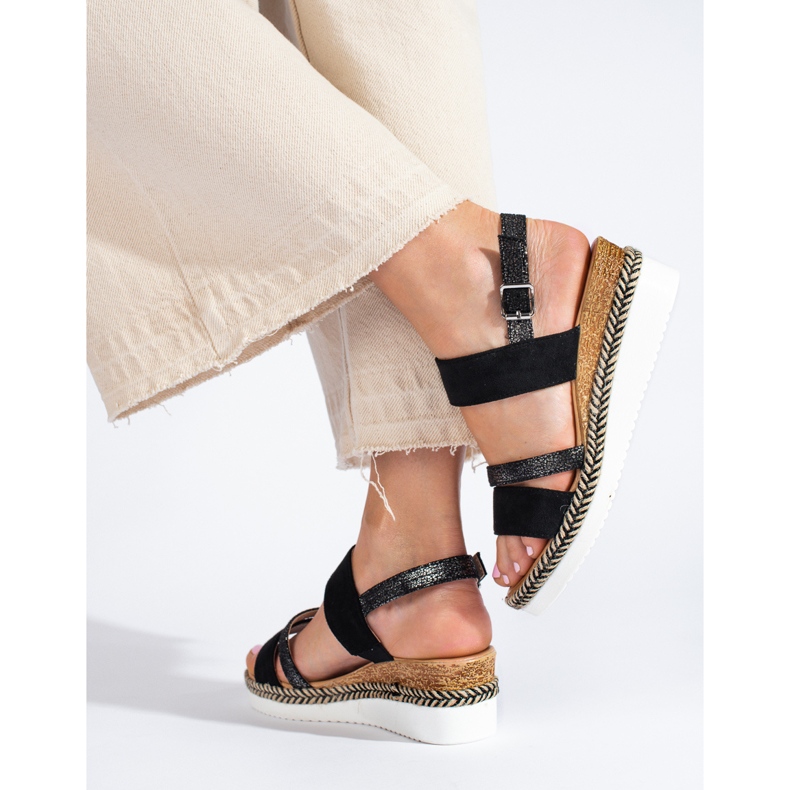 SHELOVET Schwarze Keilsandaletten für Damen 1