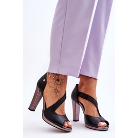 Slip-on Heels Ledersandalen Maciejka 06083-01 Schwarz 1