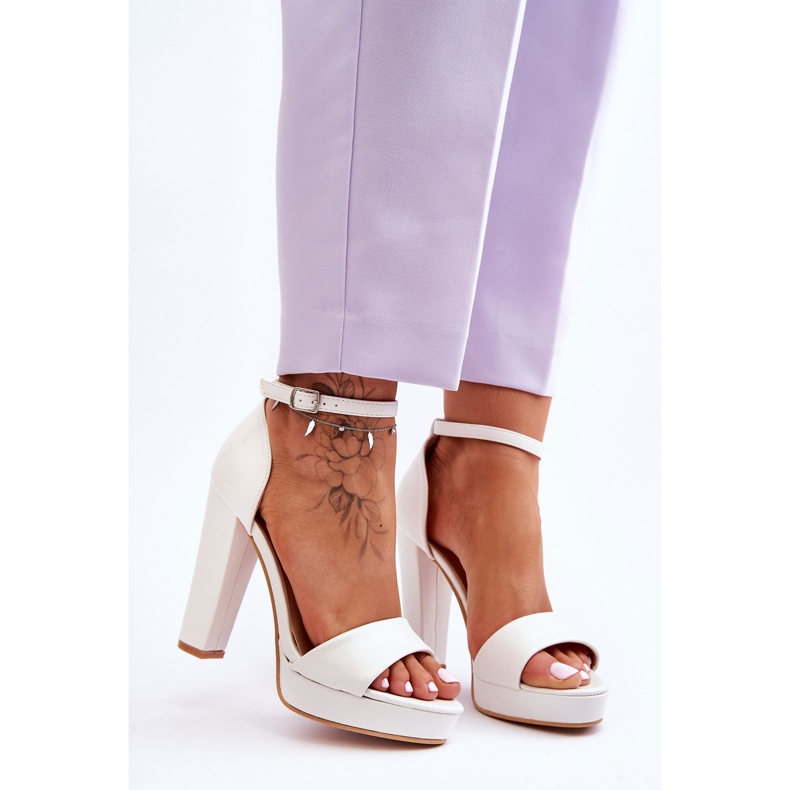 WS1 Weiße Mandy-Sandalen mit hohem Absatz 1