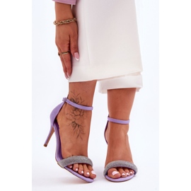 Wildleder-High-Heel-Sandalen mit lila Moments-Strasssteinen 2