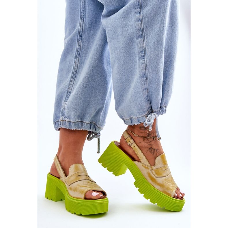Ledersandalen mit Absatz und Plateau Maciejka 06039-07 Gelb 2