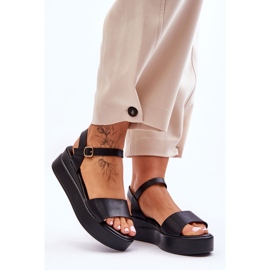 Bequeme Keilsandaletten aus Leder in Schwarz von Tifena 1