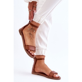 Flache Sandalen mit Reißverschluss von Millou aus braunem Leder 2