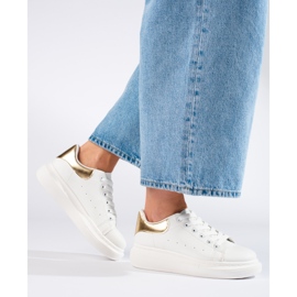 Weiße Sportschuhe für Damen von Shelovet 1