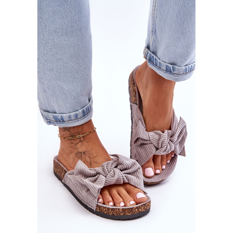 Cord-Kork-Hausschuhe in Grau für den Sommer 2