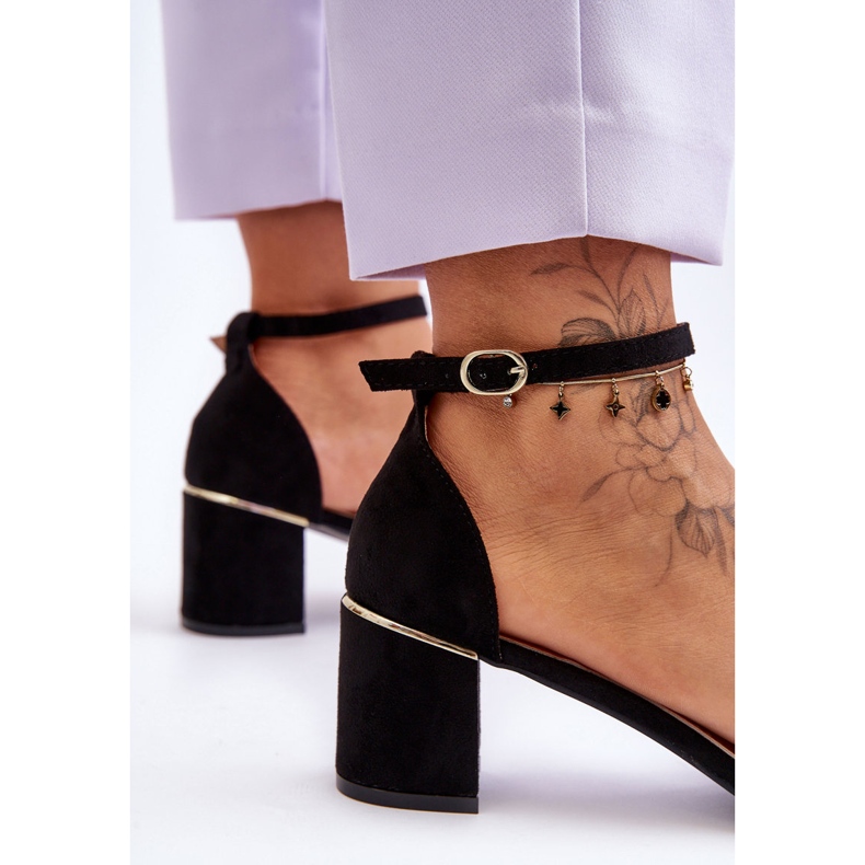 Sandalen mit stabilem Absatz in Schwarz von Palermo 2