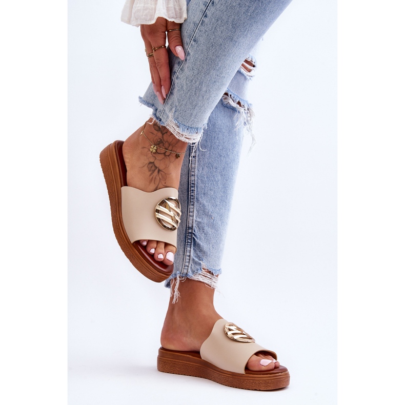 Damensandalen mit beigefarbener Secrets-Dekoration 2