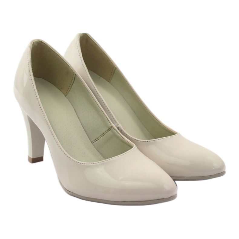ZUZA 128 lackierte Pumps beige 4