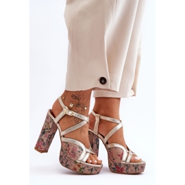 Ledersandalen mit Absatz Maciejka 06084-25 Gold golden 1