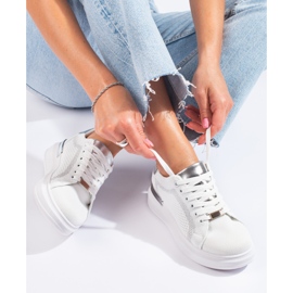 Textile durchbrochene Plateau-Sneaker Shelovet weiß 1