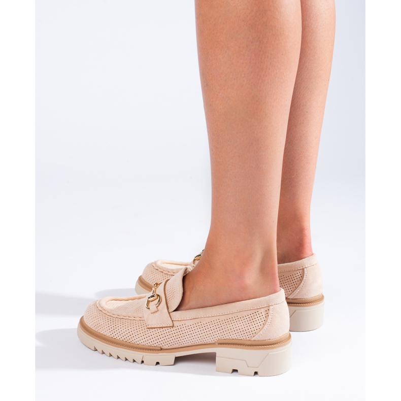 Beigefarbene, durchbrochene Wildleder-Slipper von Shelovet 2