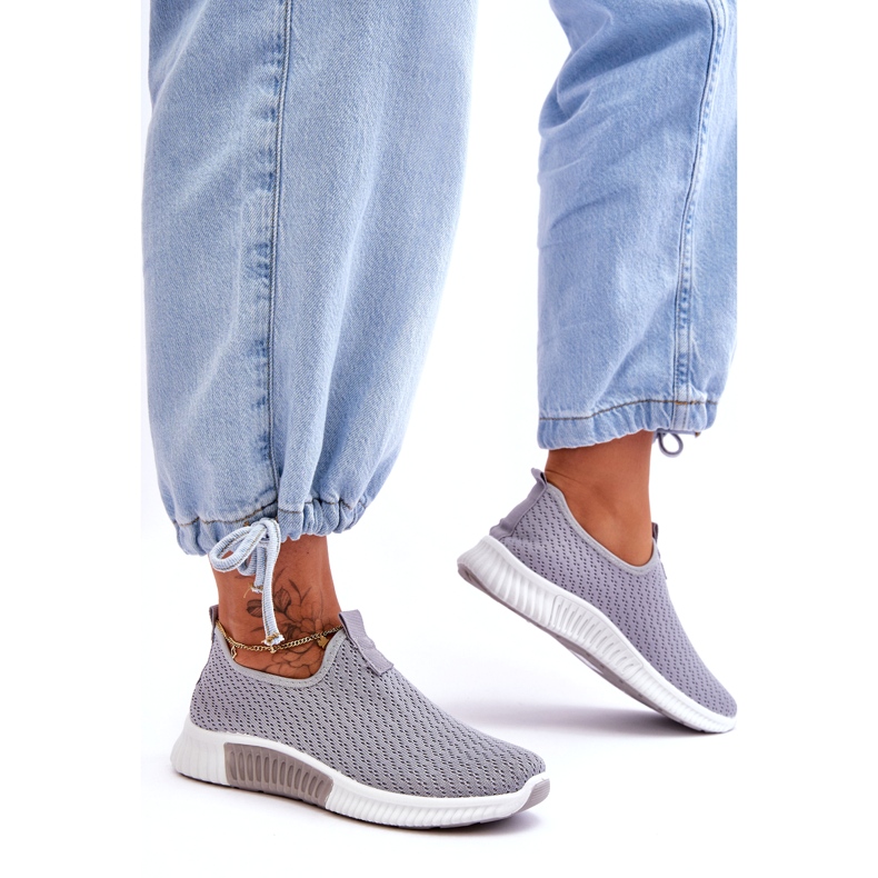 Klassische Slip-On-Sportschuhe in Grau 1