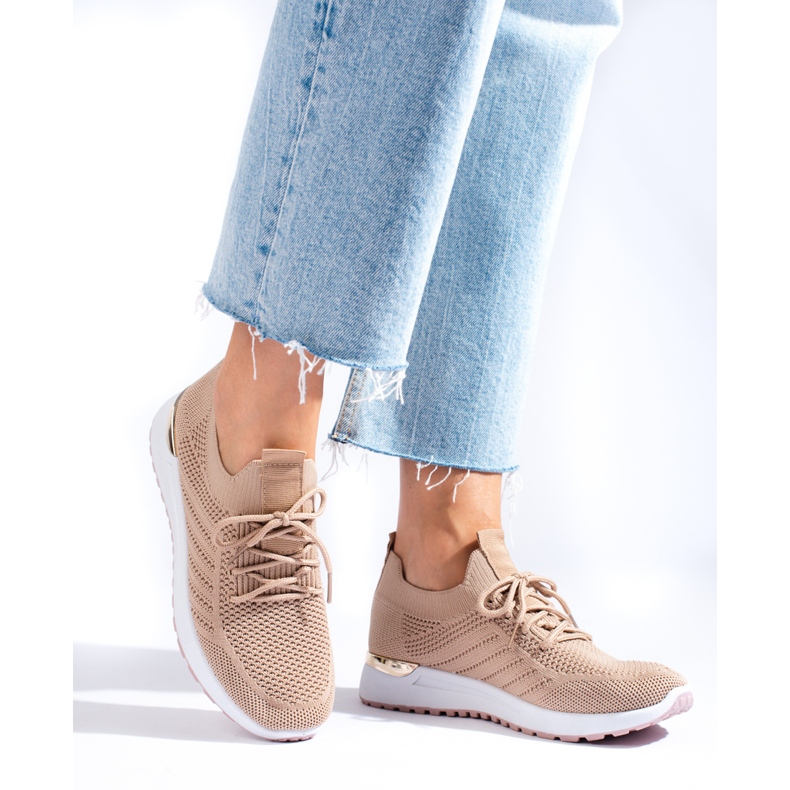 Beige durchbrochene Sneakers von Shelovet 1