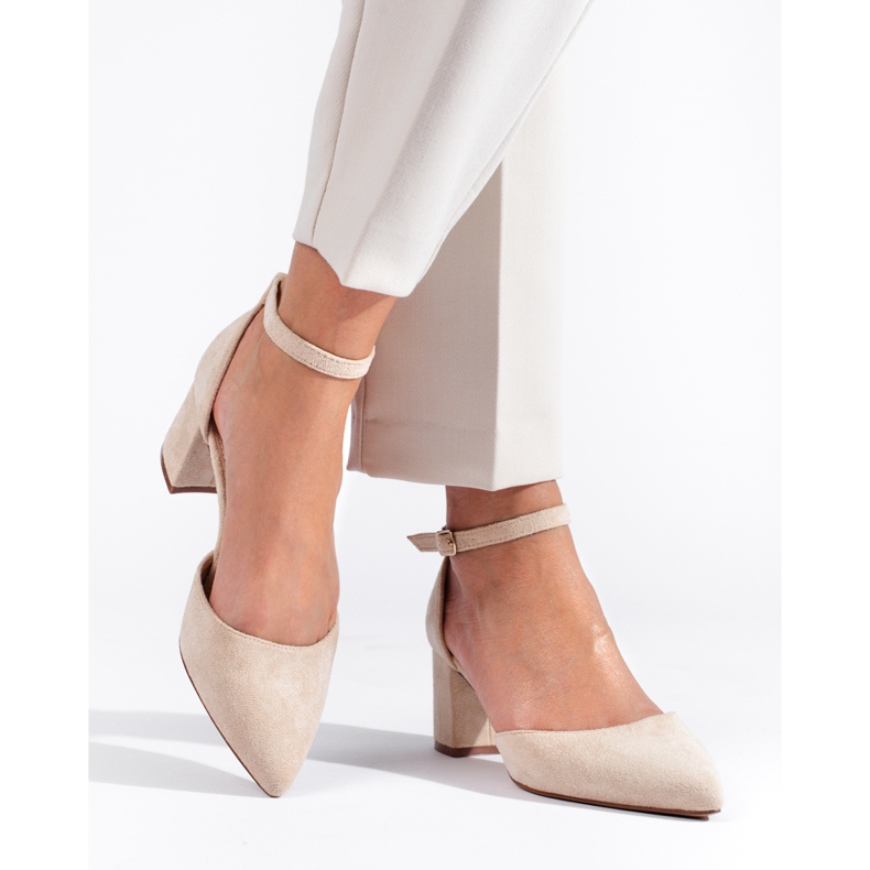 Damen-Pumps von Shelovet aus beigem Wildleder 1