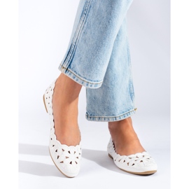 Durchbrochene weiße Shelovet-Ballerinas für Damen 1