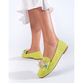 Grüne Wildleder-Loafer mit Kristallen von Shelovet 1