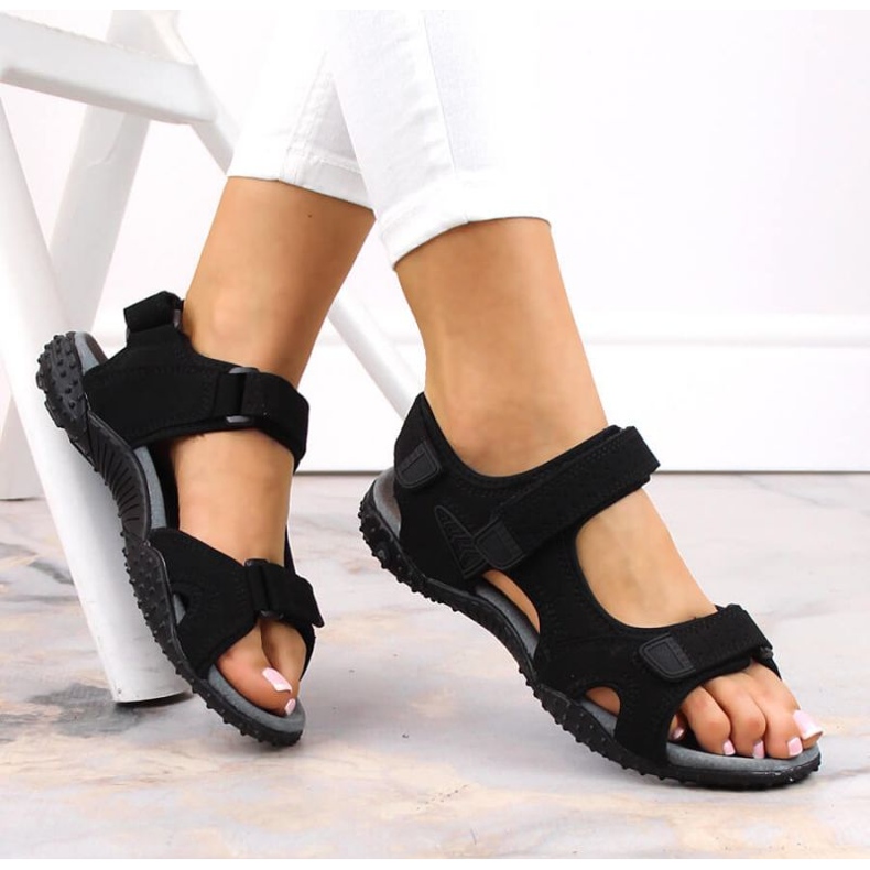 American Club W AM929A schwarze Sportsandalen mit Klettverschluss 2