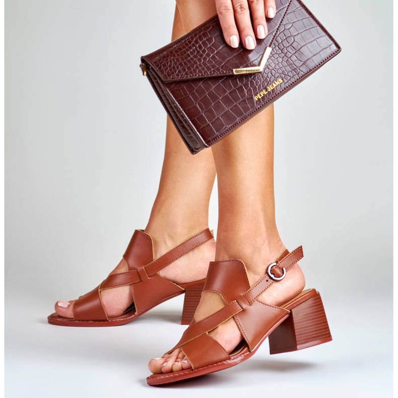 La.Fi Stiletto-Sandalen aus braunem Leder 1