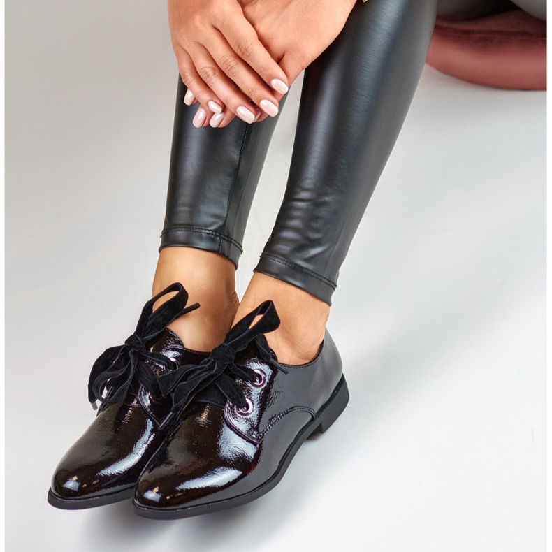 La.Fi Elegante Lackschuhe schwarz 1