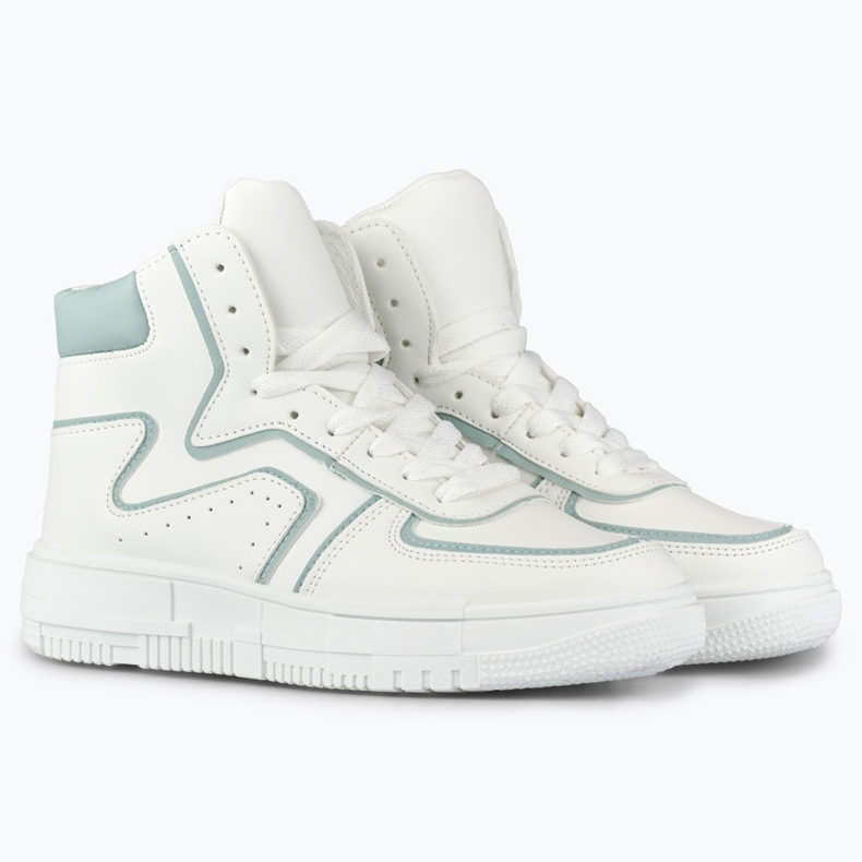 Sportliche weiße Schuhe über dem Knöchel 1