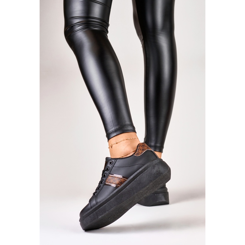 Modische schwarze Sportschuhe für Damen 2