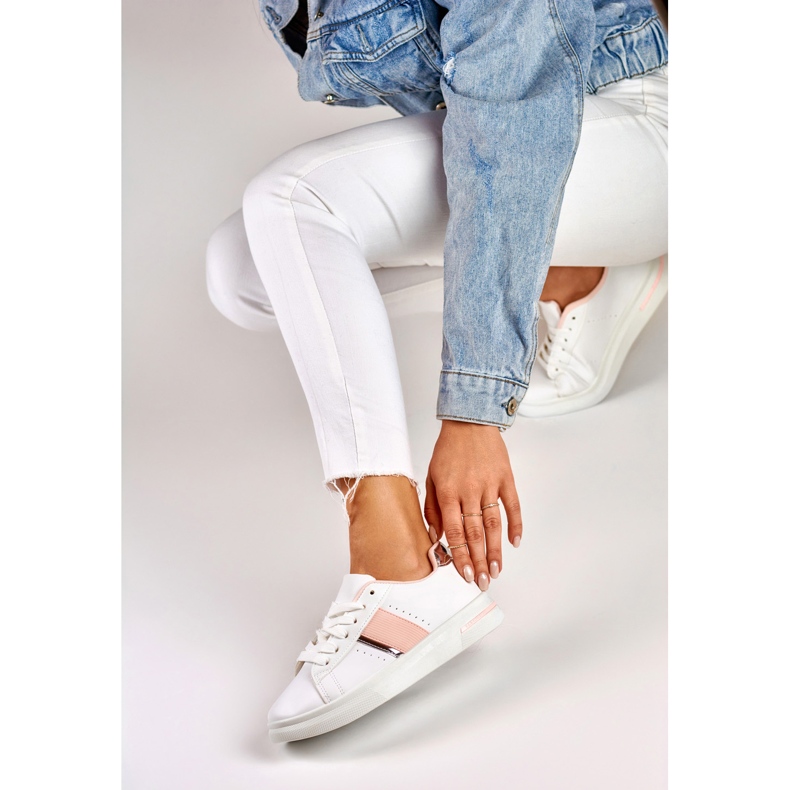 Helle Damen-Sportschuhe weiß 1