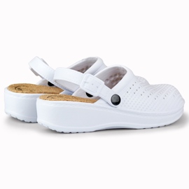 Bequeme Damenhausschuhe mit bedeckten Fingern weiß 1