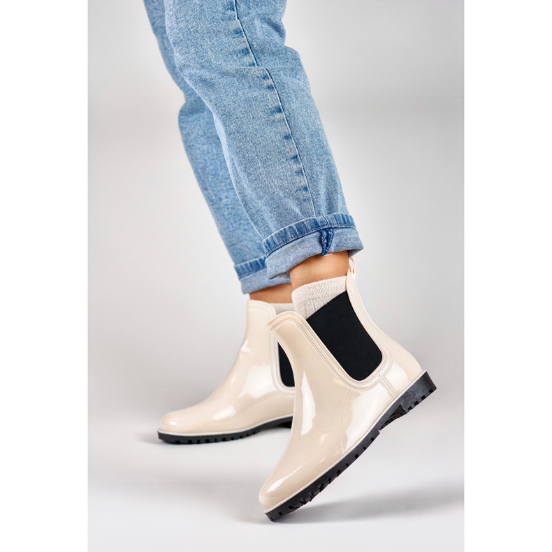 Klassische beige Gummistiefel für Damen 2