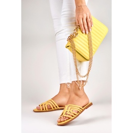 Gelbe elegante flache Damensandalen 2