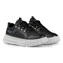 Schwarze Damen-Sportschuhe mit weißer Sohle 2