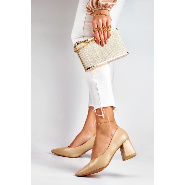 Beige Pumps von Laila 1