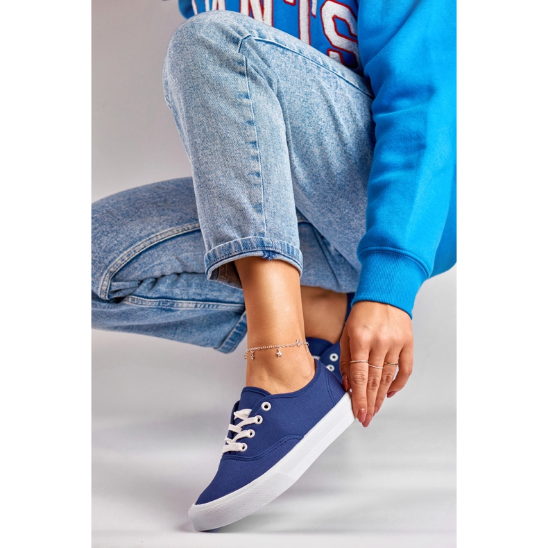 Blaue Damen-Sneaker 1