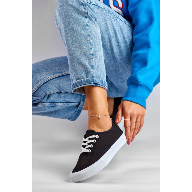 Schwarze Turnschuhe für Damen 1