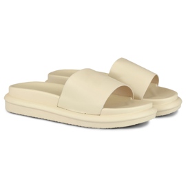 Bequeme klassische beige Damenhausschuhe 2