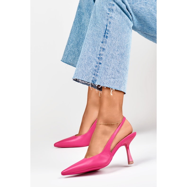 Rosa Pumps mit offenem Absatz 1