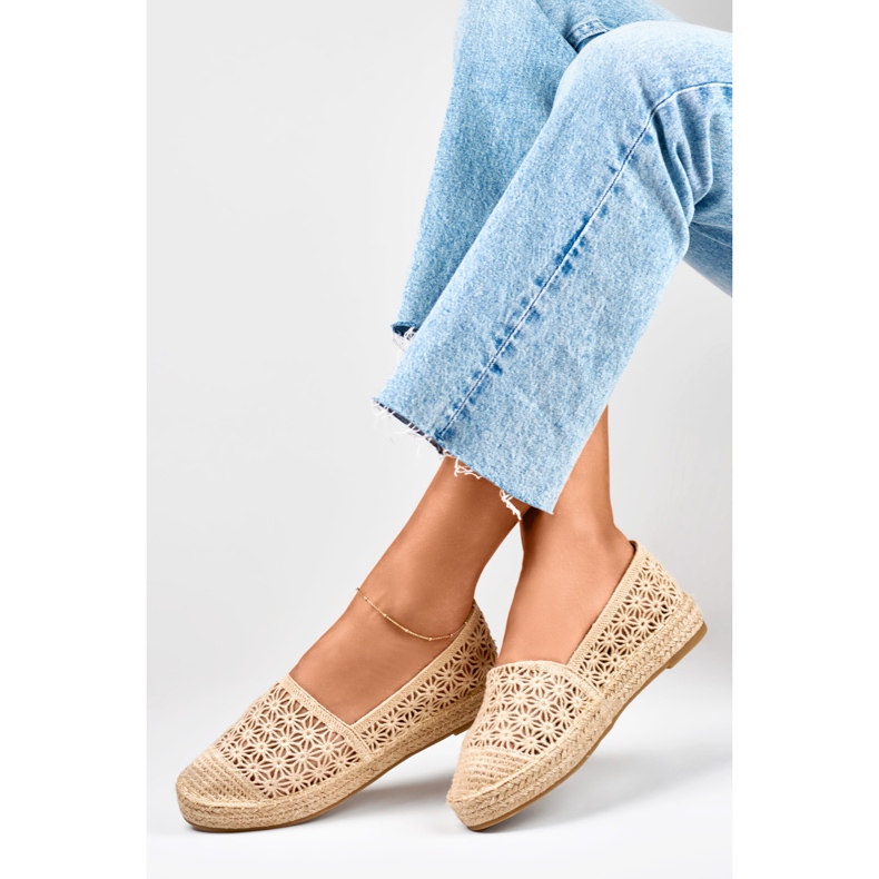 Damen-Espadrilles aus Spitze in Beige 2