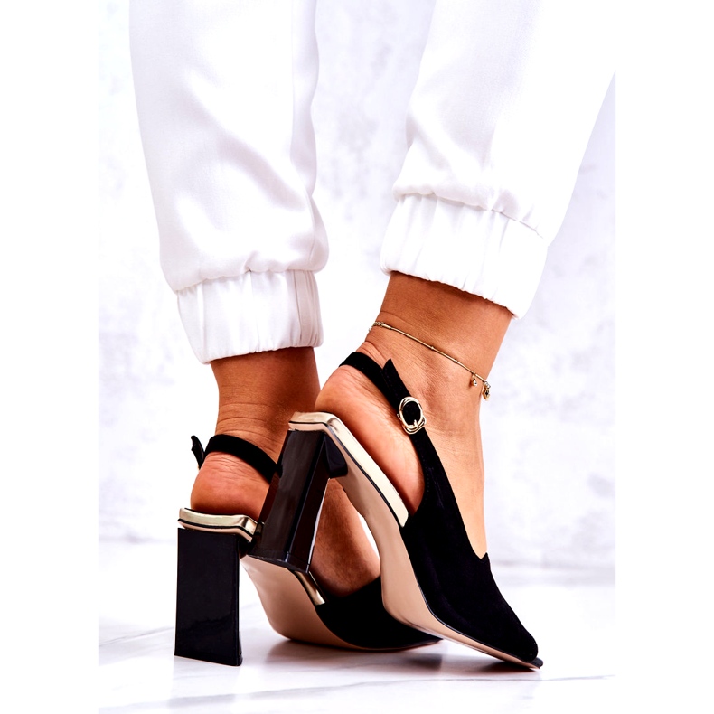 S. BARSKI Wildleder -Sandalen für Frauen auf dem Pfosten mit einem Schmuckschwarz 6