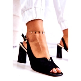 S. BARSKI Wildleder -Sandalen für Frauen auf dem Pfosten mit einem Schmuckschwarz 7