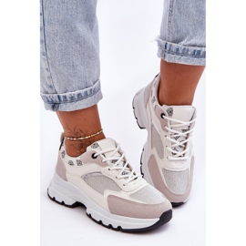 PM1 Sportschuhe zum Schnüren auf weißer Escape-Plattform 1