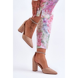 Dunkelbeige Diamant-Wildlederpumps mit Zirkonia 2