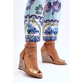 Keilsandaletten aus Leder Laura Messi 2603/784 Gold golden 1