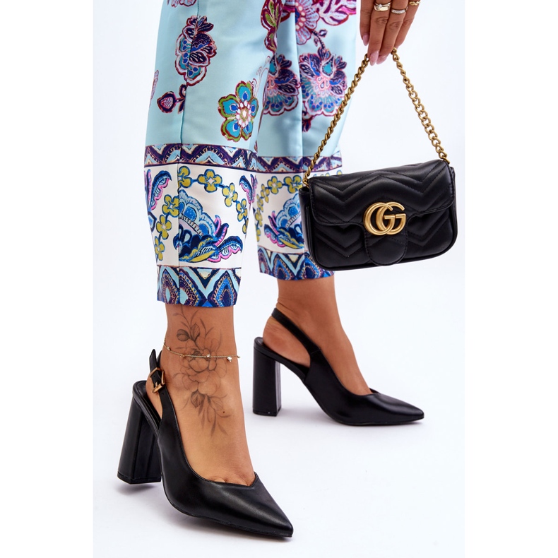 Klassische Peep-Toe-Pumps in Schwarz, My Love 1