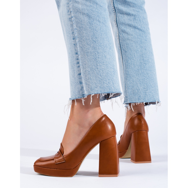 Braune Shelovet-Stiefel mit dickem Block 1