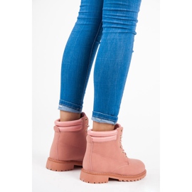 Queentina Rosa Fallensteller 2