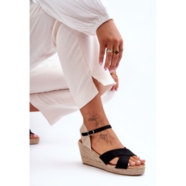 Damen-Sandalen aus Wildleder mit geflochtenem Keilabsatz in Schwarz von Tessa 2