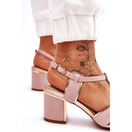 Evento Damen-Sandalen aus Leder mit niedrigem Absatz in Rosa von Riley 2