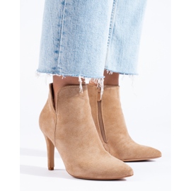 Bella Paris Klassische Stiefel auf hohem Absatz beige 1