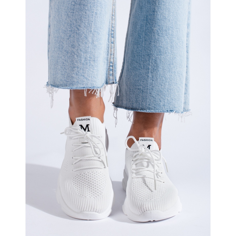 Weiße Sportschuhe für Damen von Shelovet 1