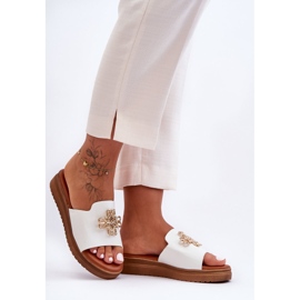 PG1 Damen-Plateauhausschuhe aus Leder mit weißer Azera-Dekoration 1